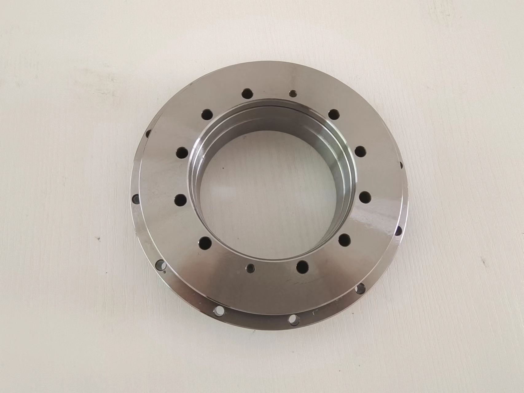 ?轉(zhuǎn)盤軸承損壞的常見原因有哪些？